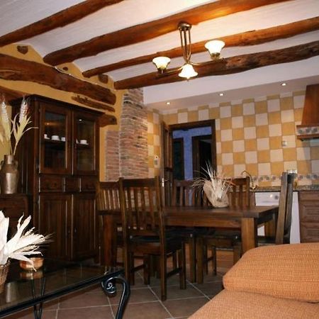 Apartamentos Turisticos La Fuensanta Cella Phòng bức ảnh